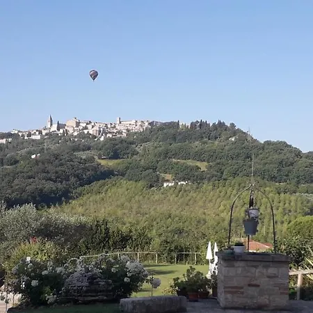 Çiftlik konaklama Borgo Montecucco *