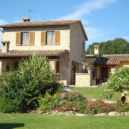 Borgo Montecucco Κατάλυμα σε φάρμα